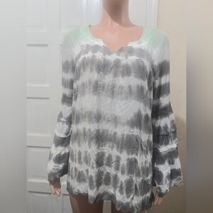 XCVI Women's Tie-Dye Blouse - Gray and Mint